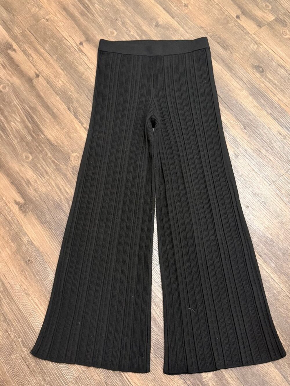 Aerie Black Sweater leggings in Size Medium